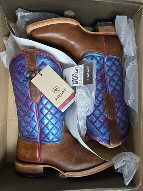 Women's Ariat Frontier Wittman Boots For Sale Or Trade!